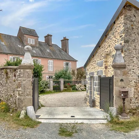 Sur Gouville-sur-Mer